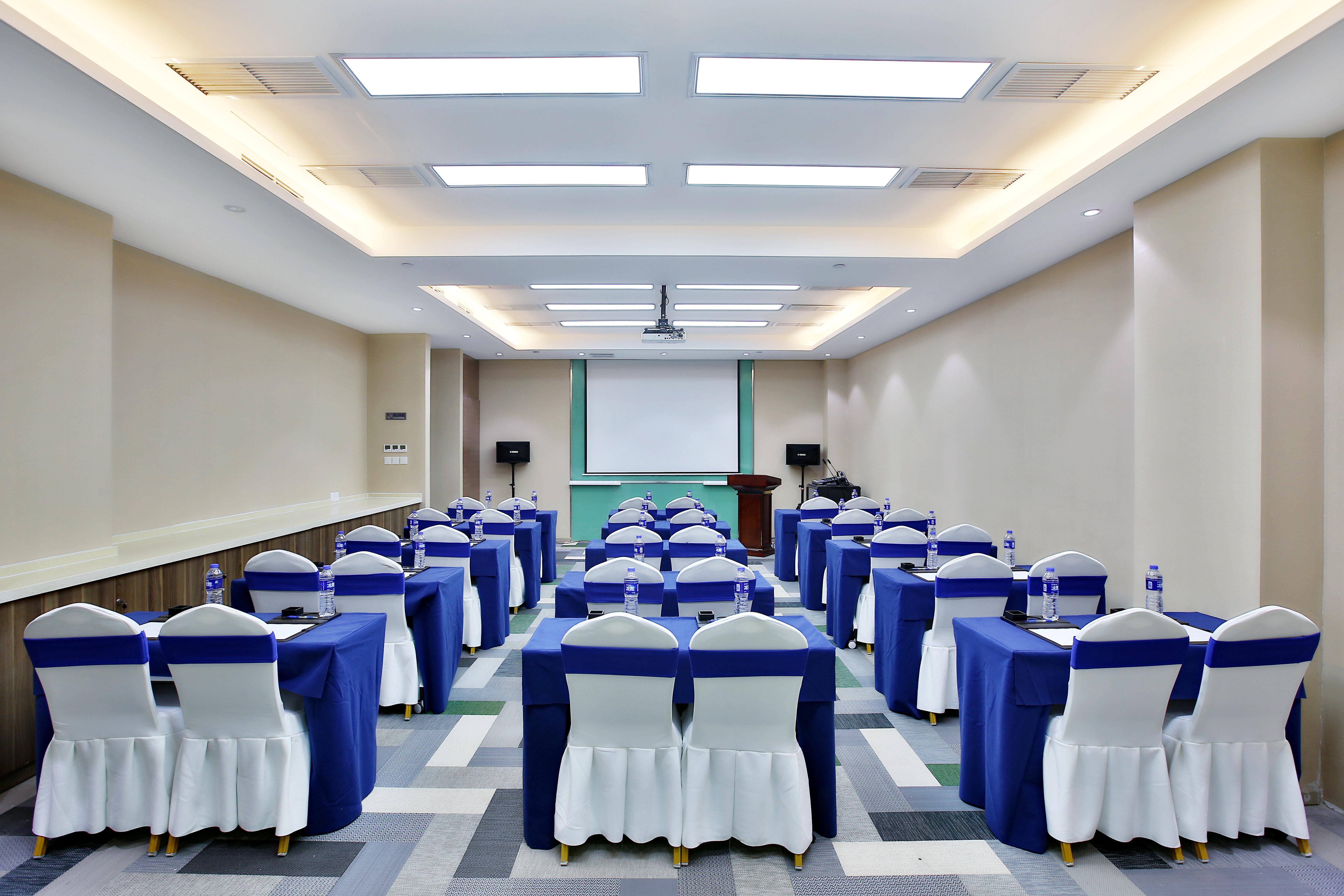 Holiday Inn Express Langfang Park View By Ihg Екстер'єр фото