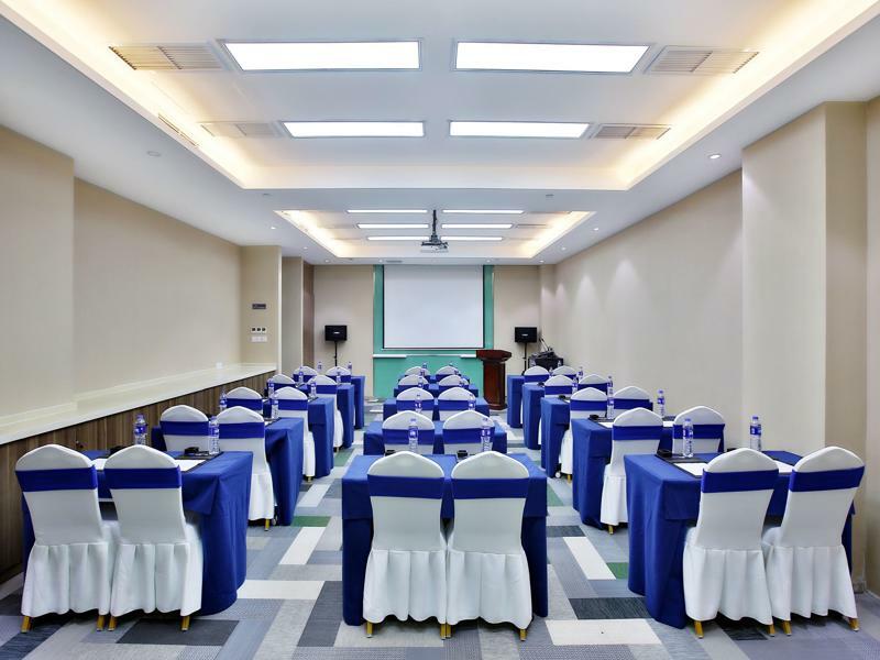 Holiday Inn Express Langfang Park View By Ihg Екстер'єр фото